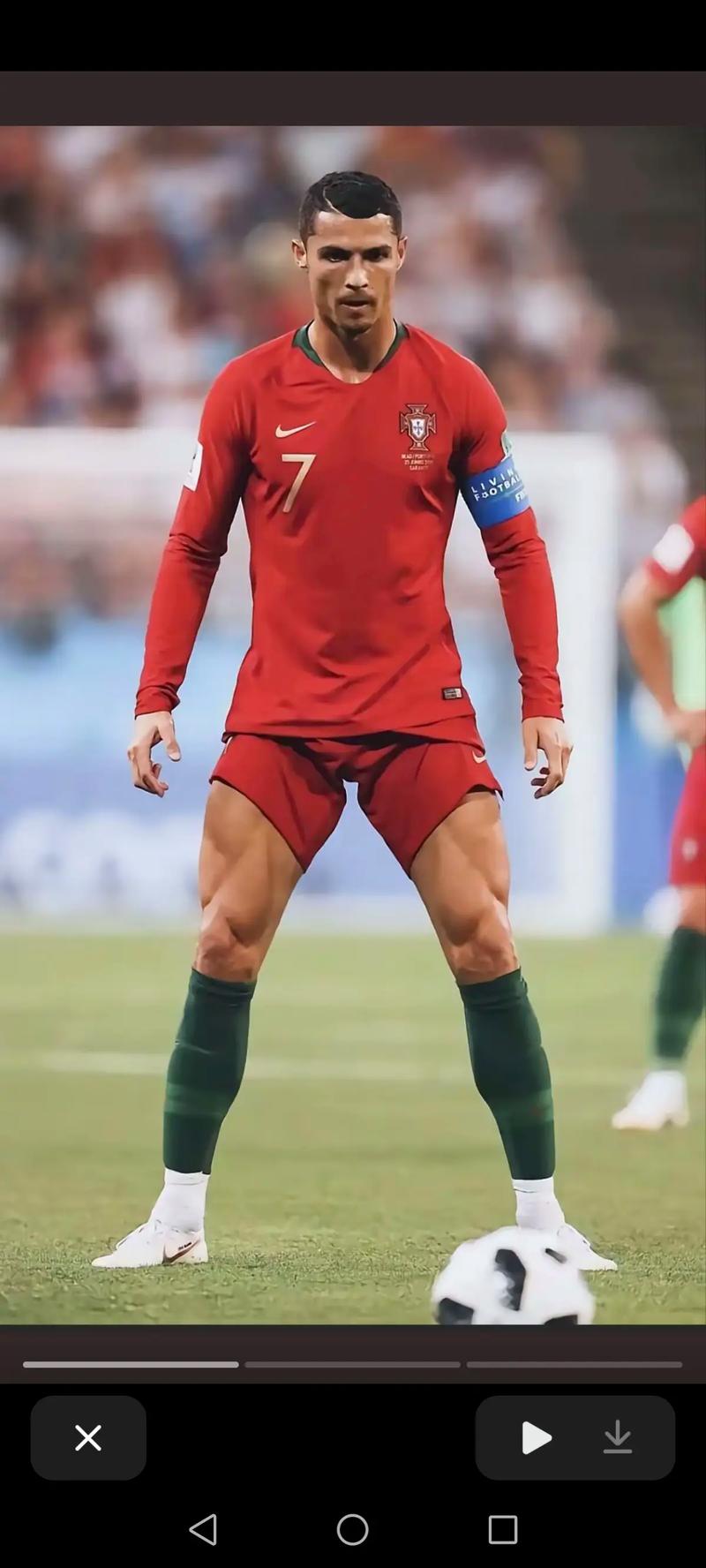 半场战报：阿森纳1-0布拉格斯拉维亚，萨卡点射